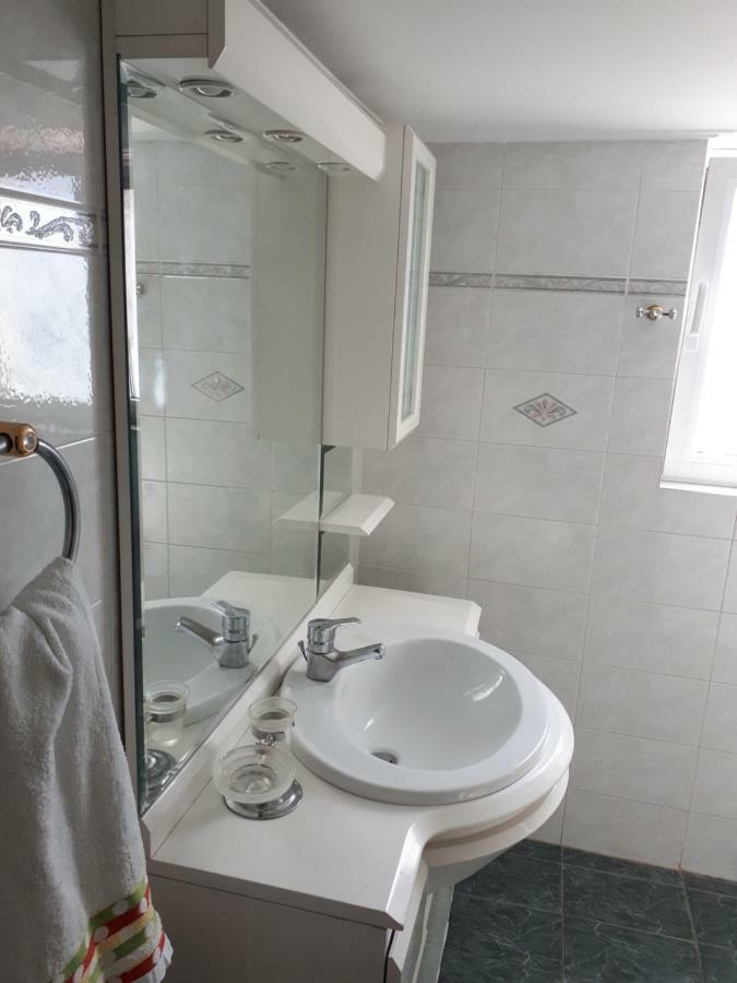 Sea View,Big And Comfortable Appartment In Voula アテネ エクステリア 写真